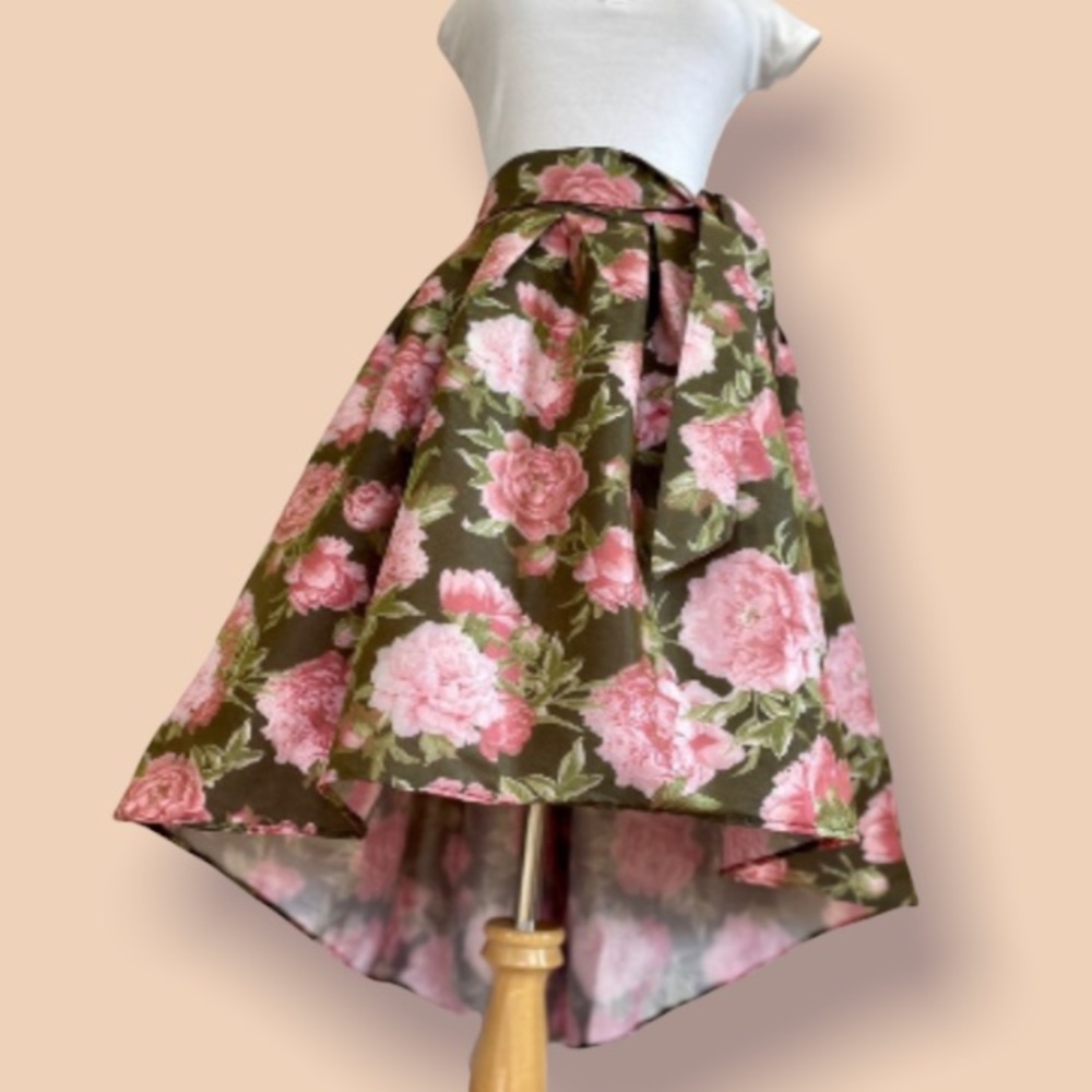 Floral High Low Skirt - Picture 2 of 7